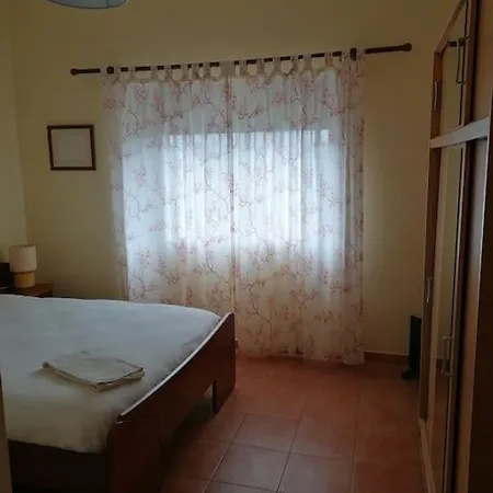 Casa T3 / Aldeia Classificada Gondarem E Midoes Hébergement de vacances