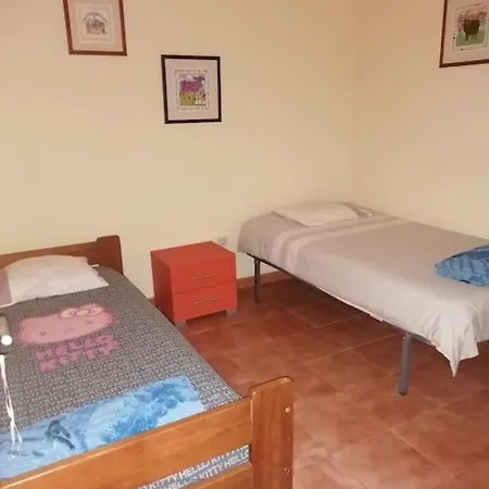Hébergement de vacances Casa T3 / Aldeia Classificada Gondarem E Midoes